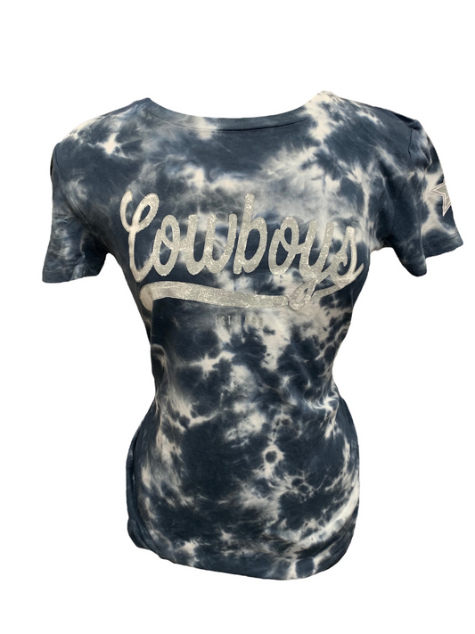 CAMISETA CON LOGOTIPO DEL EQUIPO TIE DYE PARA MUJER DE LOS DALLAS COWBOYS