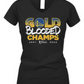 CAMISETA GOLDEN STATE WARRIORS MUJER 2022 CHAMPS HOMETOWN GOLD BLOODED