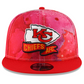 KANSAS CITY CHIEFS 2022 SIDELINE 9FIFTY SNAPBACK - TINTA