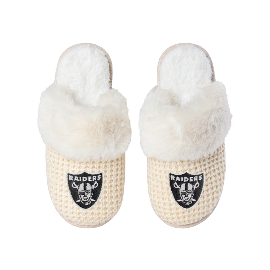 LAS VEGAS RAIDERS WOMEN'S CREAM FAUX FUR SLIPPERS