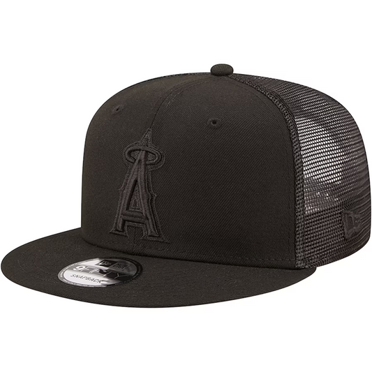 LOS ANGELES ANGELS CLASSIC BLACKOUT TRUCKER 9FIFTY SNAPBACK