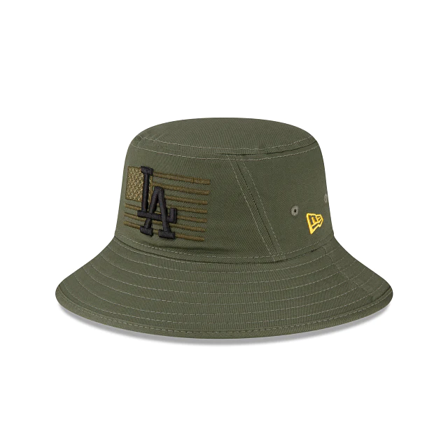 GORRA DE PESCA DE LAS FUERZAS ARMADAS DE LOS ANGELES DODGERS 2023 