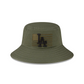 GORRA DE PESCA DE LAS FUERZAS ARMADAS DE LOS ANGELES DODGERS 2023 