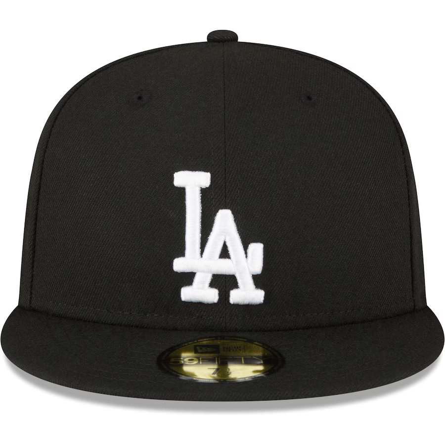 black fitted hat