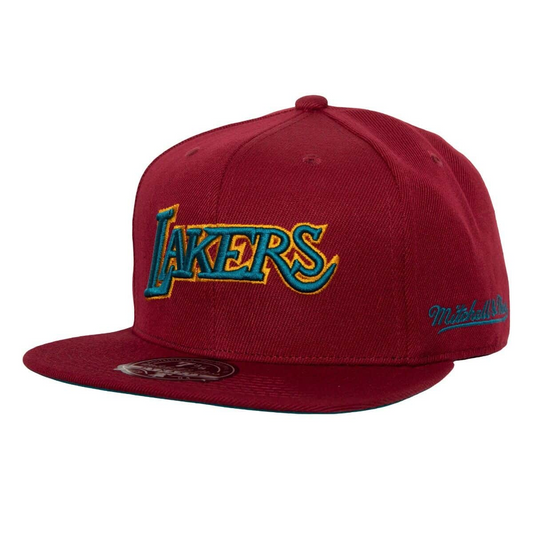 LOS ANGELES LAKERS HWC NORTHERN LIGHTS FITTED HAT