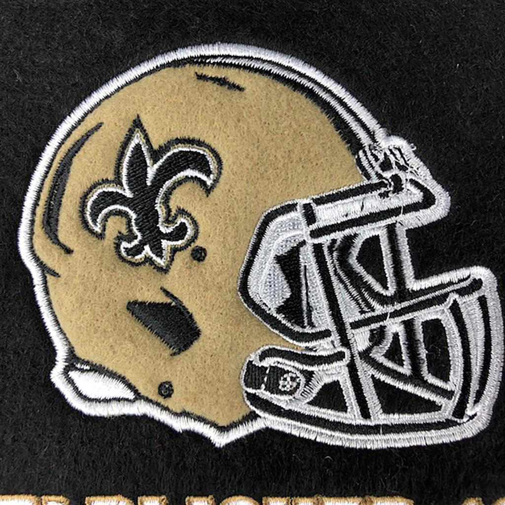 BANDERA DE LA EVOLUCIÓN DEL ESTADIO DE LOS SAINTS DE NUEVA ORLEANS