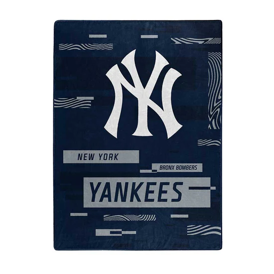 NEW YORK YANKEES DIGITIZE 60"X80" ROYAL PLUSH RASCHEL BLANKET