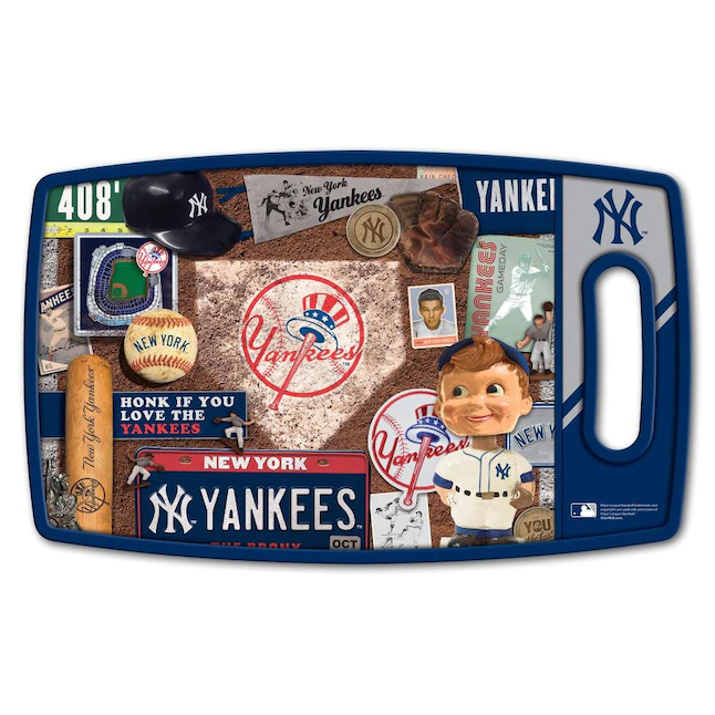 NEW YORK YANKEES RETRO CUTTING BOARD