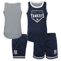 LOS OJOS DE LOS NIÑOS DE LOS NEW YORK YANKEES EN EL CONJUNTO DE PREMIOS