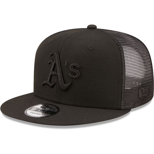 OAKLAND ATHLETICS CLASSIC BLACKOUT TRUCKER 9FIFTY SNAPBACK