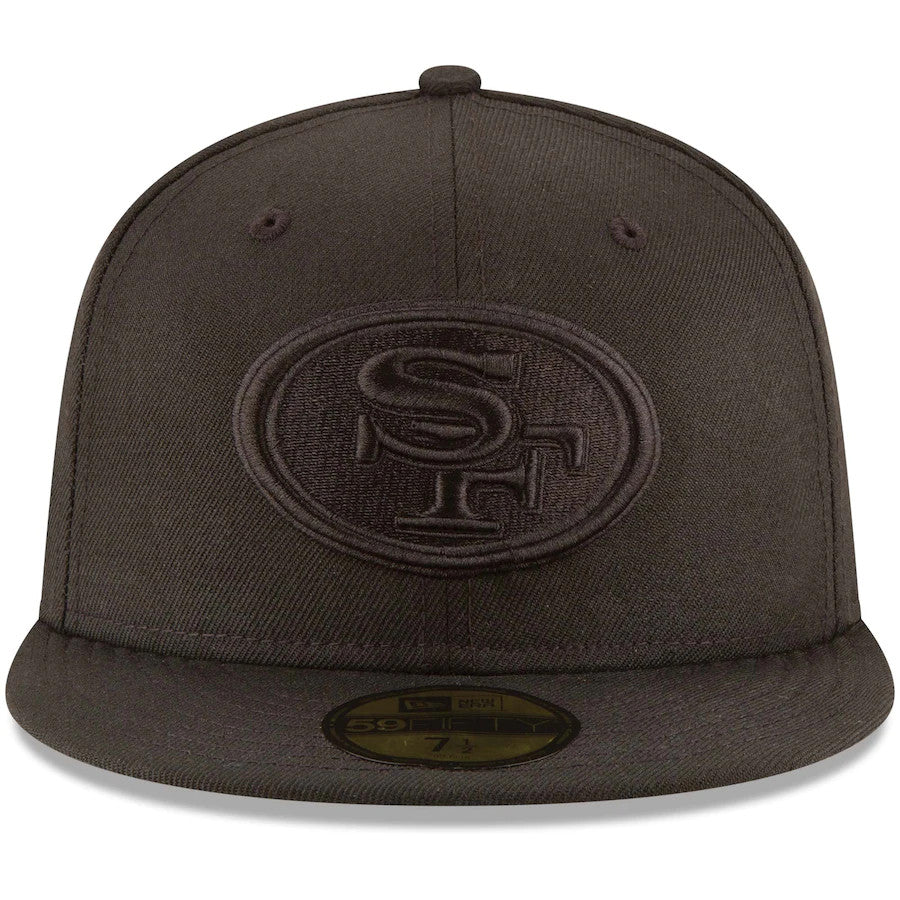 SAN FRANCISCO 49ERS NEGRO SOBRE NEGRO LOGOTIPO BÁSICO 59FIFTY AJUSTADO