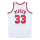 CAMISETA SCOTTIE PIPPEN CHICAGO BULLS MITCHELL &amp; NESS SWINGMAN PARA HOMBRE - BLANCO