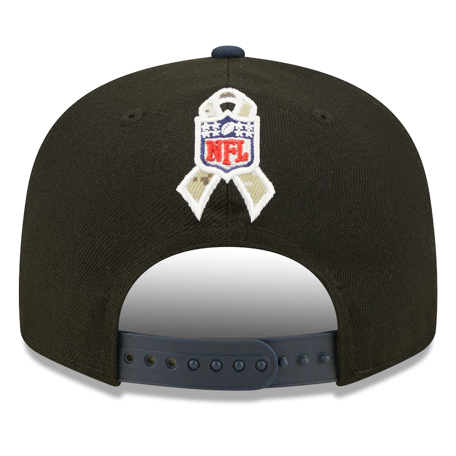 New Era Black Las Vegas Raiders 2022 Salute to Service Knit Hat