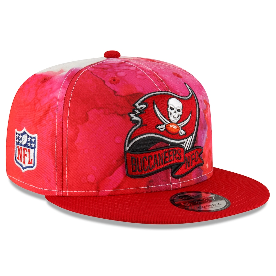 TAMPA BAY BUCCANEERS 2022 SIDELINE 9FIFTY SNAPBACK - INK