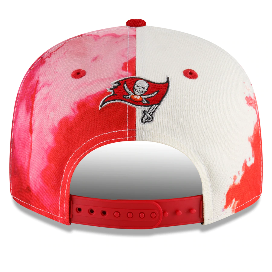 TAMPA BAY BUCCANEERS 2022 SIDELINE 9FIFTY SNAPBACK - INK